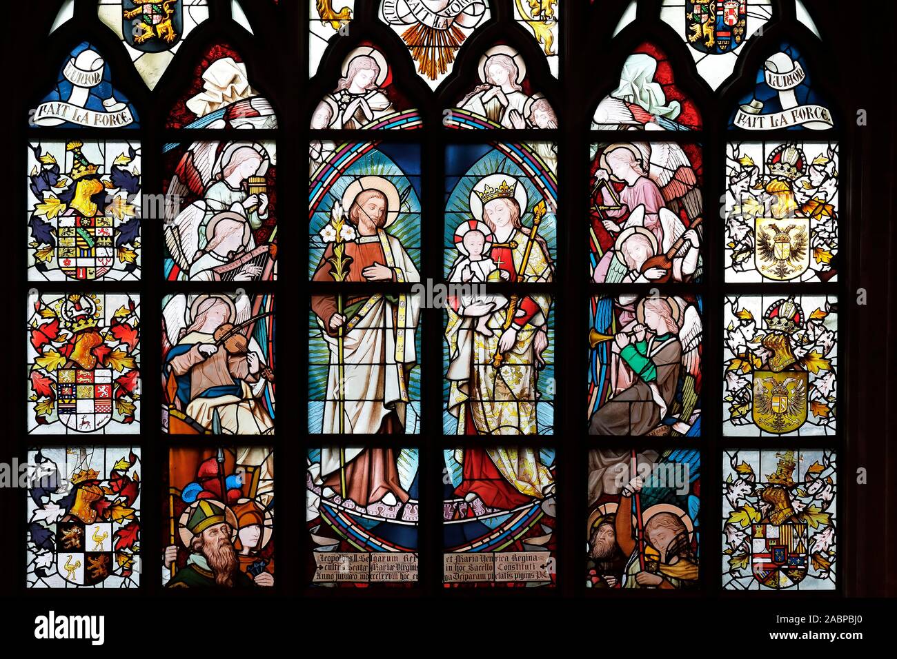 Glasfenster, Kirche Fenster in der Kathedrale Unserer Lieben Frau, Onze-Lieve-Vrouwekathedraal, Antwerpen, Belgien Stockfoto