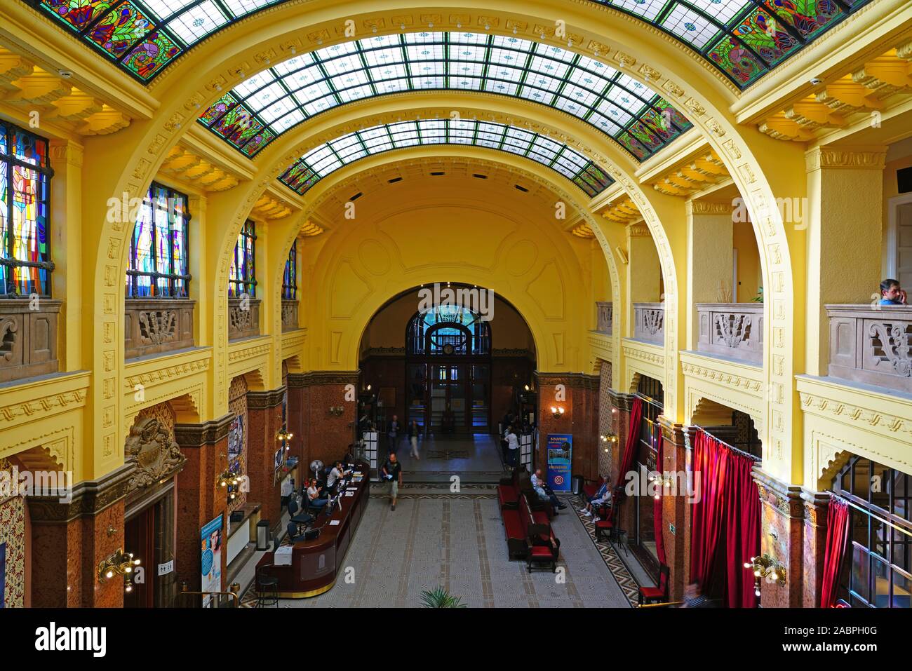 BUDAPEST, UNGARN-28 MAI 2019 - Blick auf das Danubius Hotel Gellert, ein Wahrzeichen Art Nouveau Hotel und Spa in Budapest, Ungarn. Stockfoto