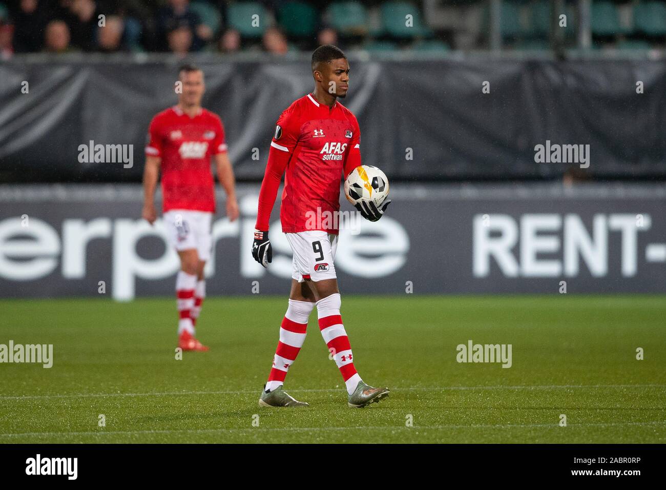 28. november 2019 Den Haag, Niederlande Soccer Europe League AZ / Partizan Belgrado Voetbal Europa League Group Phase Saison 2019-2020 L-R: Myron Boadu von AZ Alkmaar Stockfoto