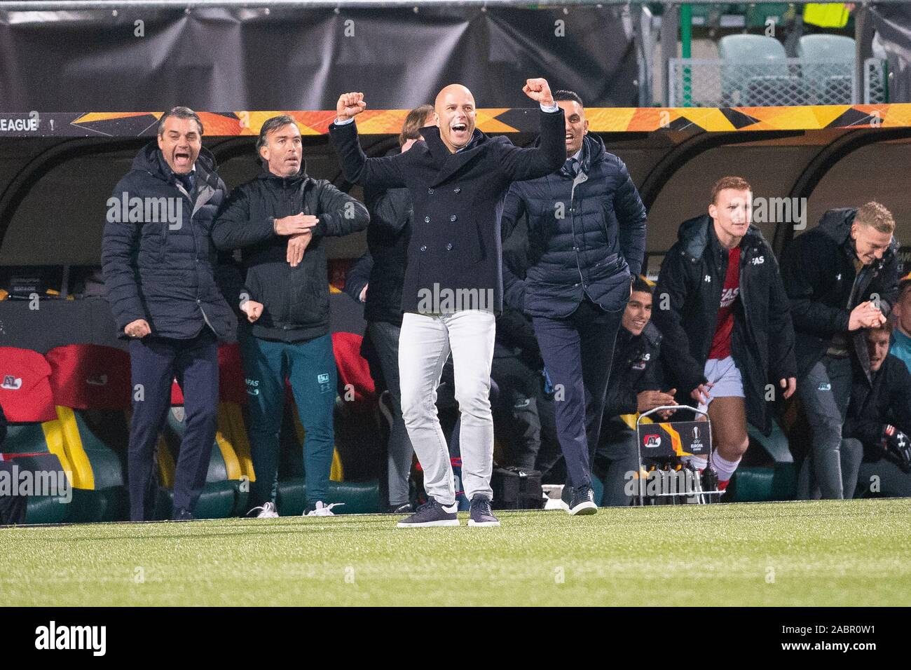 28. november 2019 Den Haag, Niederlande Soccer Europe League AZ / Partizan Belgrado Voetbal Europa League Group Phase Saison 2019-2020 Arne Slot Trainer/Trainer von AZ Alkmaar Stockfoto