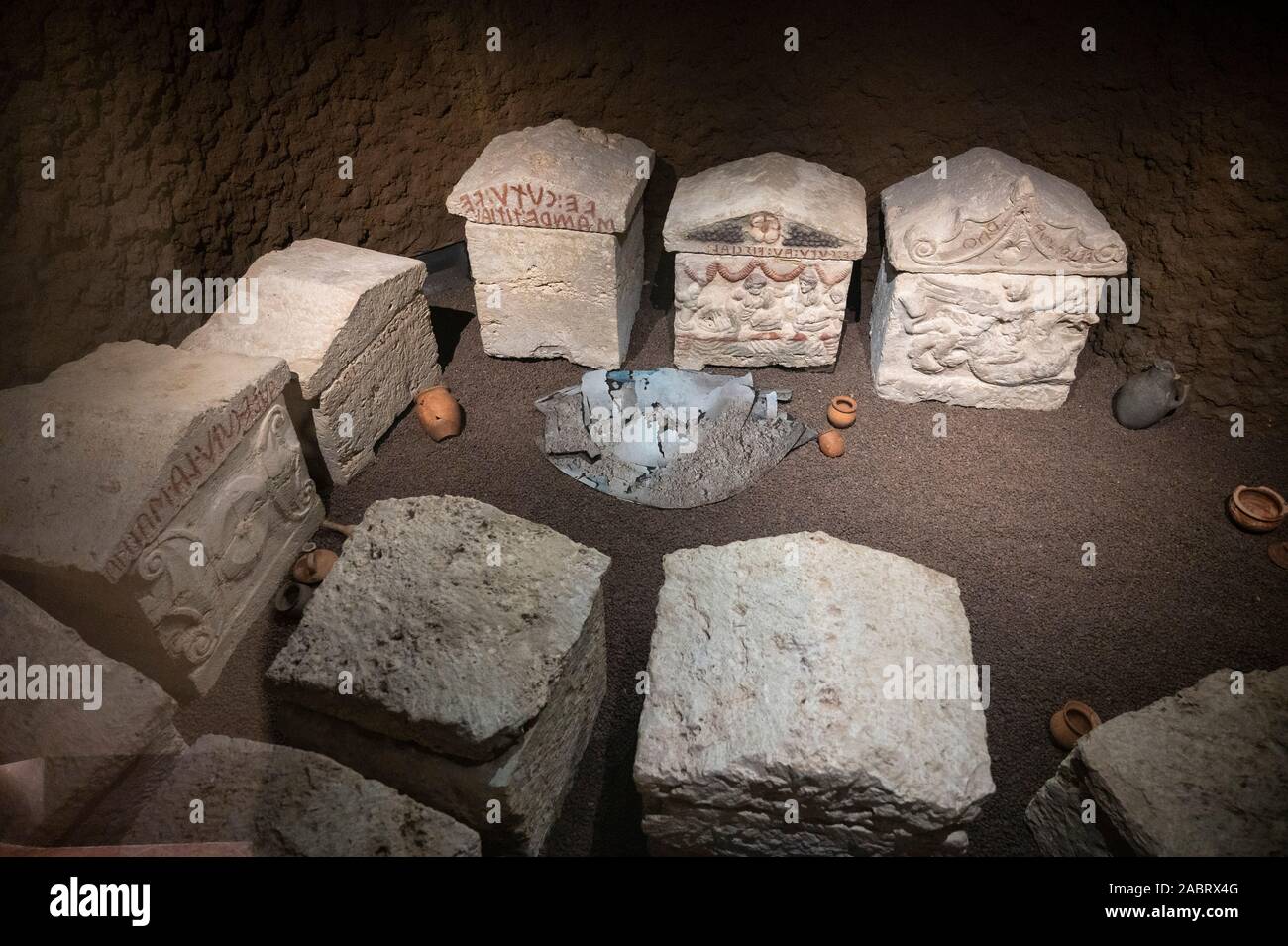 Perugia. Italien. Wiederaufbau der Etruskischen Cai Cutu Grab, Museo Archeologico Nazionale dell'Umbria (MANU - Nationale Archäologische Museum von Umbria Stockfoto