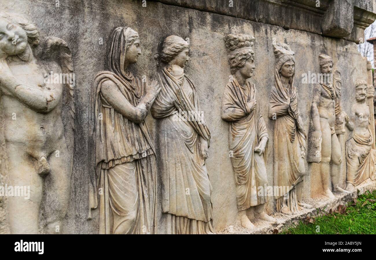 Reliefs und Strukturen in der antiken Stadt Aphrodisias Stockfoto