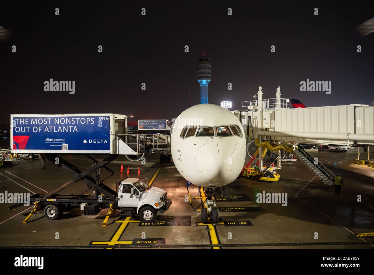 Delta Airlines Boeing767-400 Flugzeug am internationalen Flughafen Hartsfield-Jackson Atlanta gesehen. Stockfoto