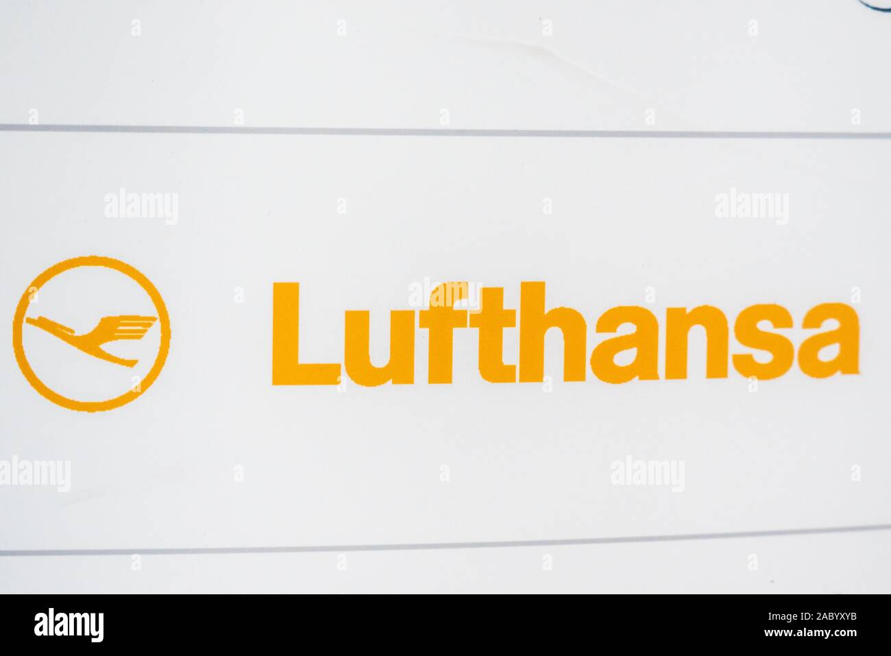 Lufthansa Logo am internationalen Flughafen Hartsfield-Jackson Atlanta gesehen. Stockfoto