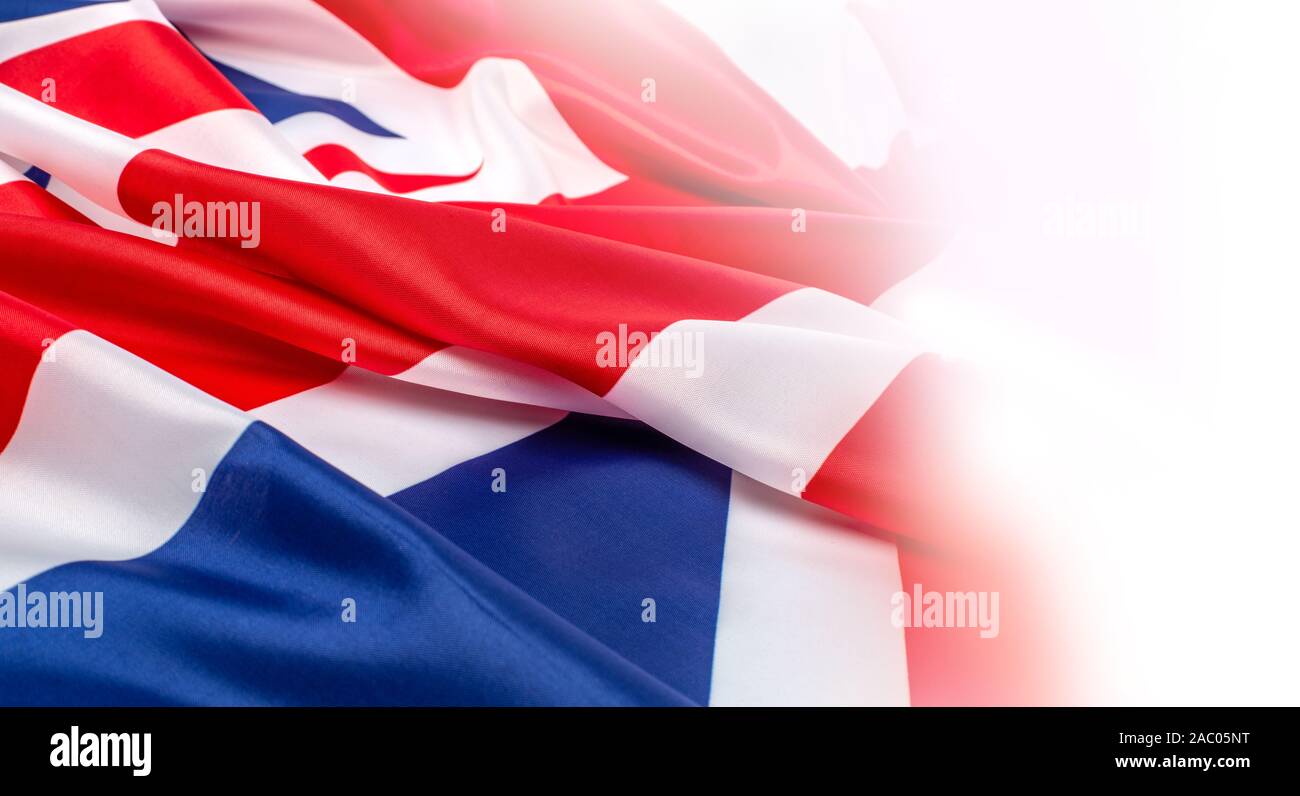 Nahaufnahme von gekräuselten Britische Flagge - Fabric auf weißem Hintergrund Stockfoto
