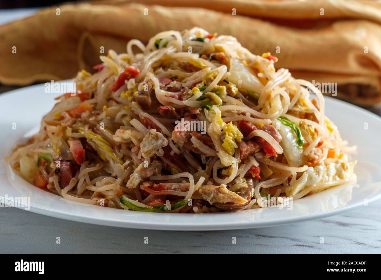 Chinesisch Schweinefleisch mei Spaß auch als Singapur - Stil Nudeln bekannt Stockfoto