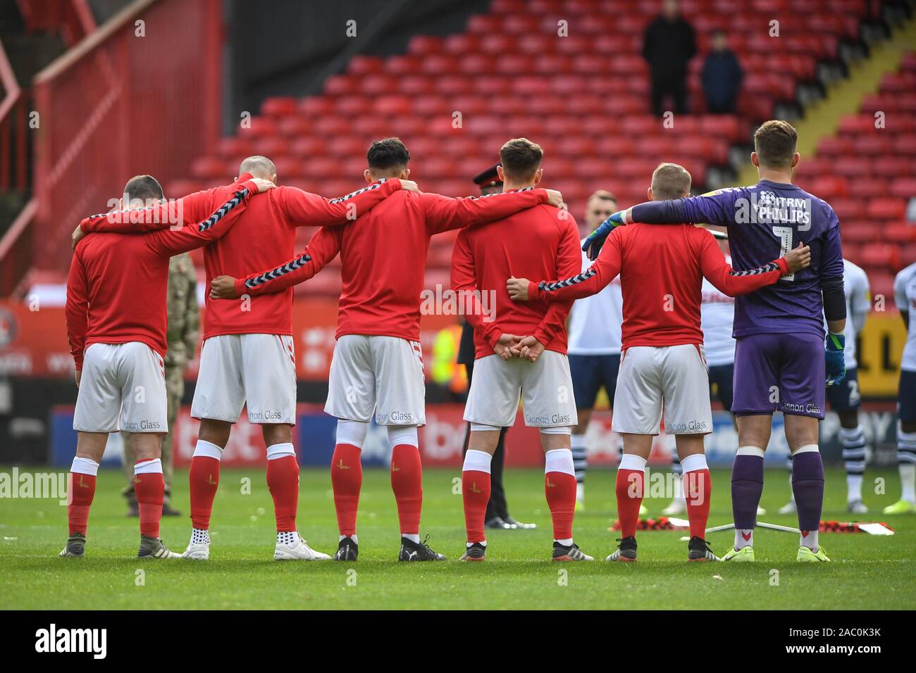 3. November 2019, das Tal, London, England; Sky Bet Meisterschaft, Charlton Athletic v Preston North End: Erinnerung Minuten Stille Quelle: Phil Westlake/News Bilder Stockfoto