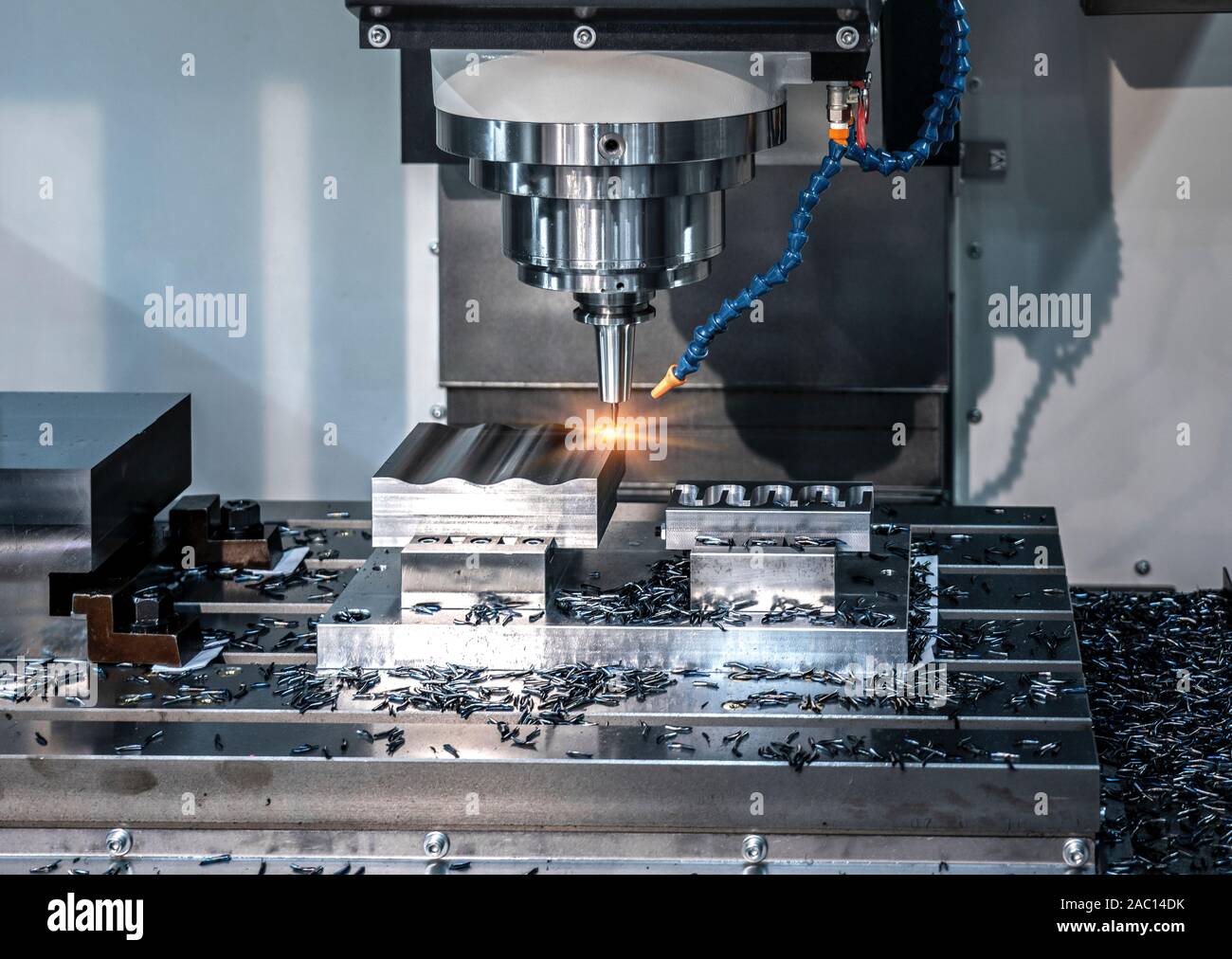 Industrie Fräsen Mechanische drehen Metallbearbeitung Metalle Teile, der Herstellung von industriellen Stockfoto