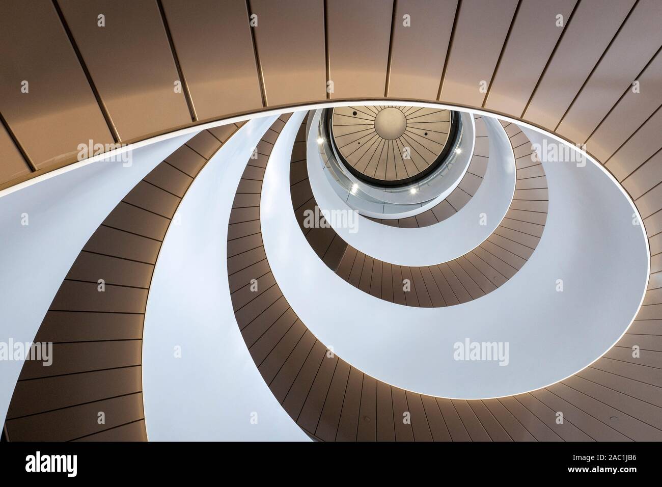 Doppelhelix Treppe an der UTS in Sydney, Australien Stockfoto