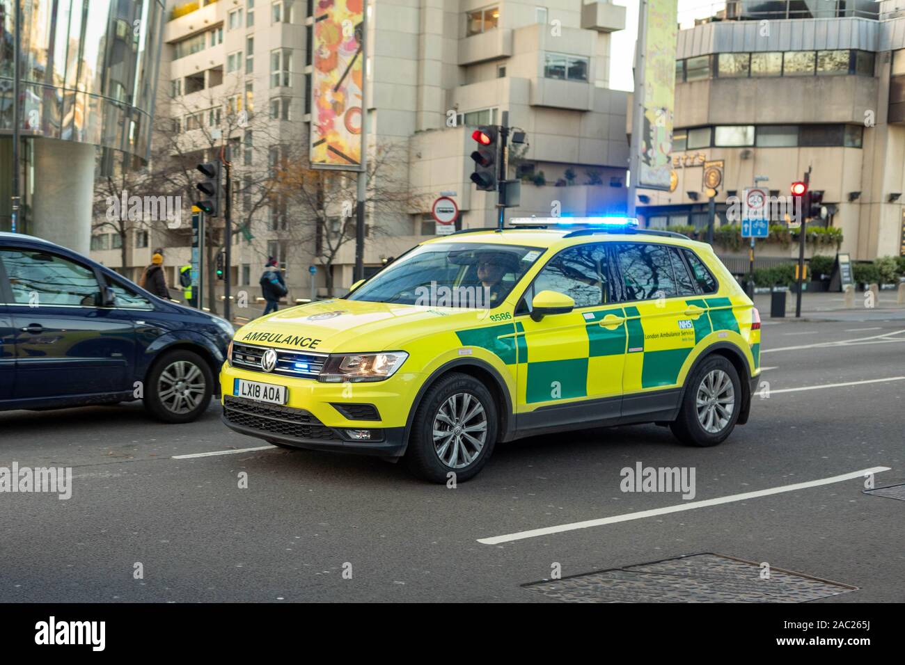 London Ambulance schnelle Reaktion des Fahrzeugs Stockfoto