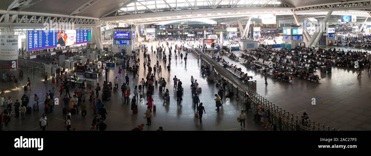 Das Innere der Bahnhof Guangzhou in China Stockfoto