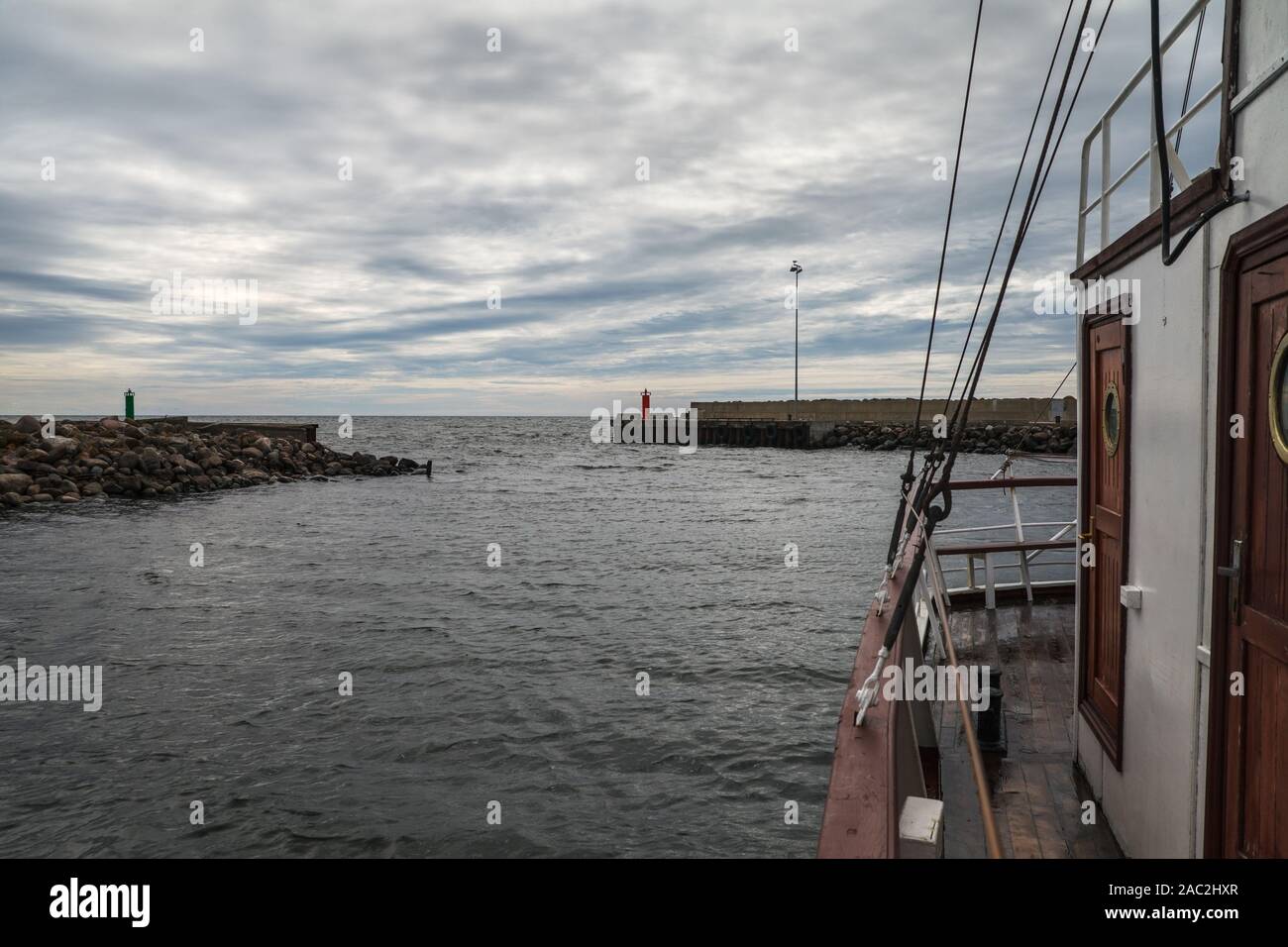 Kleiner Hafen an der Ostsee, Ruhnu Insel. Stockfoto