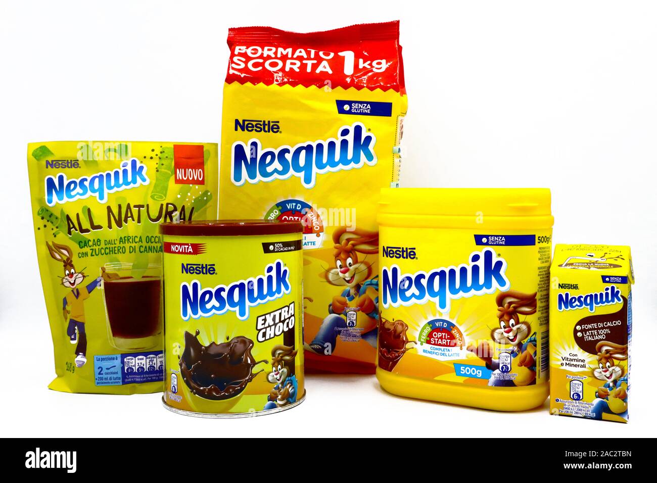 Nesquik Schokolade Pulver Nesquik Ist Eine Marke Der Produkte Von Nestle Gemacht Stockfotografie Alamy