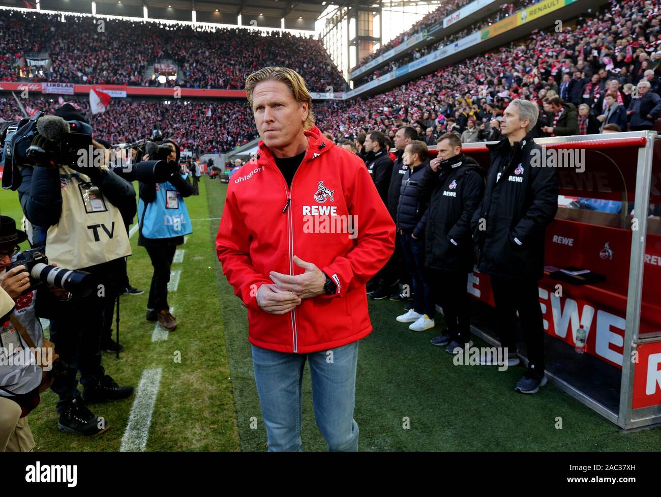 Firo: 30.11.2019, Fuball, 1.Bundesliga, Saison 2019/2020, 1. FC Kln-FC Augsburg Trainer Markus GISDOL, Kÿ ln | Verwendung weltweit Stockfoto