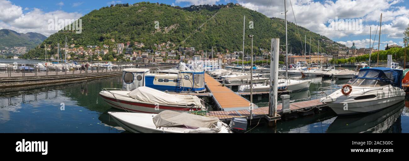 Como - das Panorama vom Hafen mit den Comer See. Stockfoto
