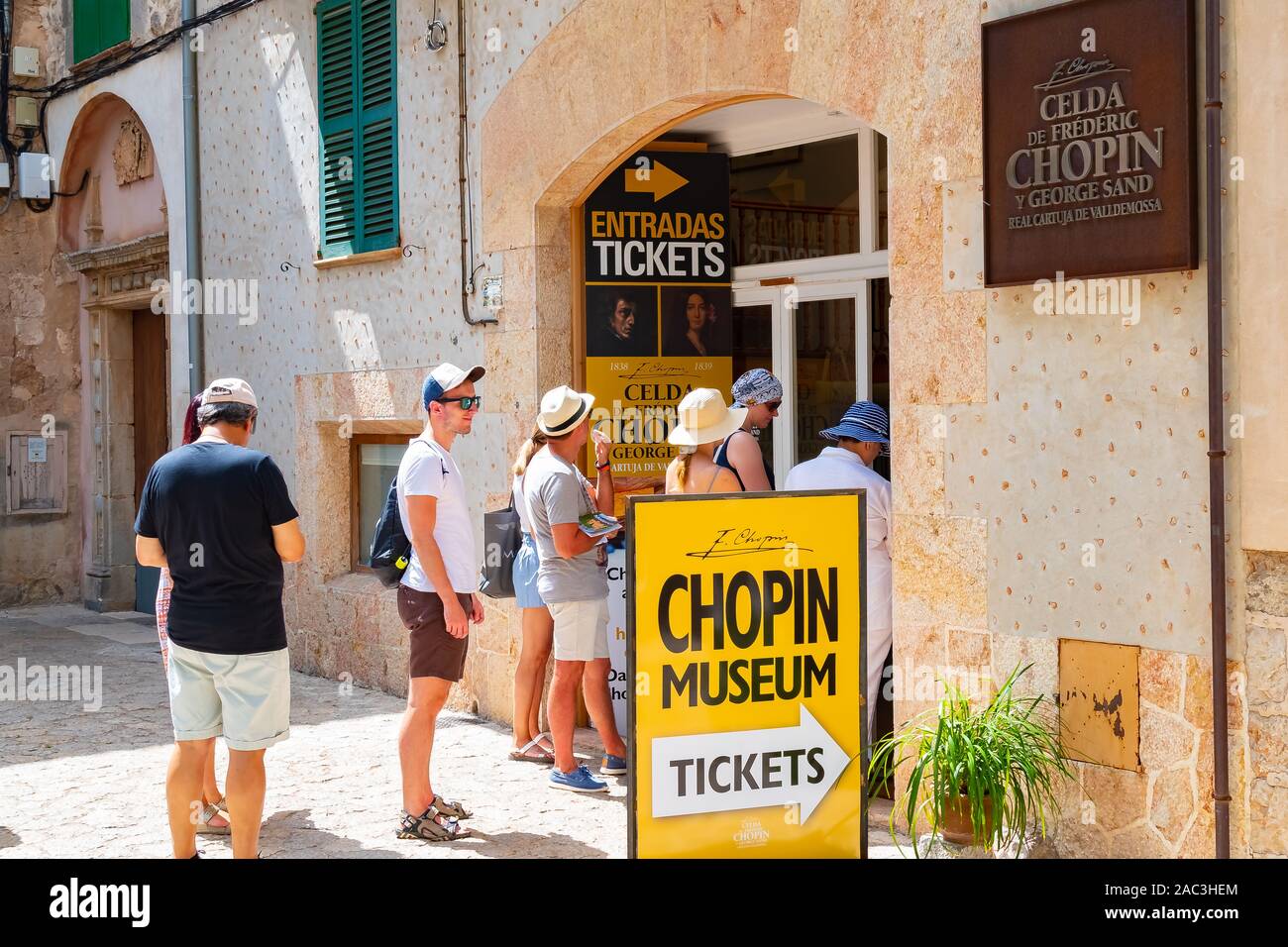 MALLORCA, SPANIEN - 19. Juli 2019: Offizieller Shop von Fryderyk Chopin. Chopin und George Sand lebte in Valldemossa im Winter 1838-1839 Stockfoto