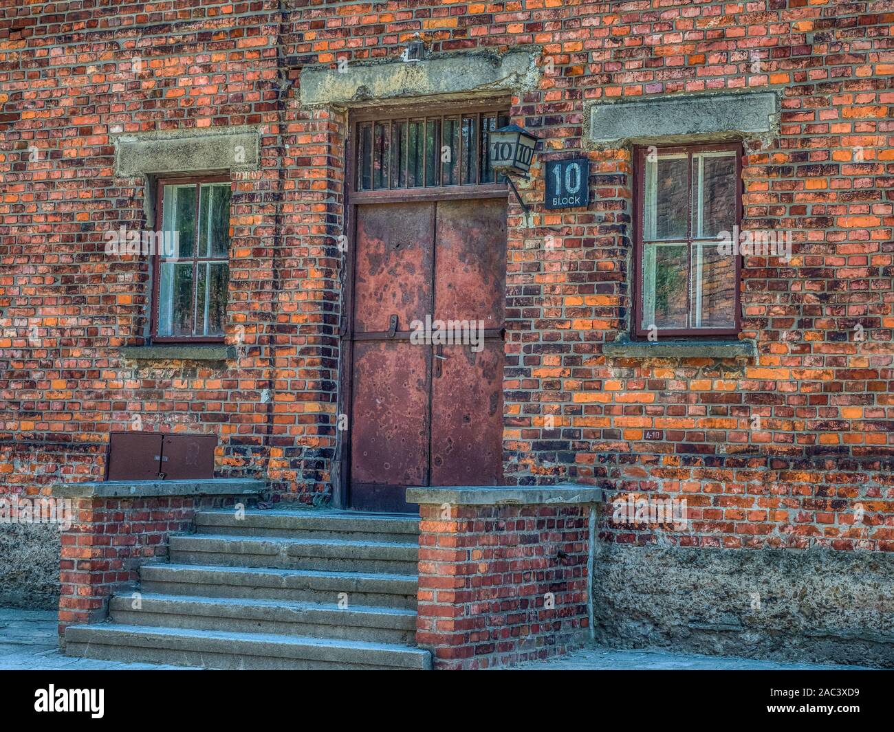 Oświęcim, Polen - Juni 05, 2019: Block von Häusern im Konzentrationslager Auschwitz in Polen. Das größte nationalsozialistische Konzentrationslager in Europa während der W Stockfoto