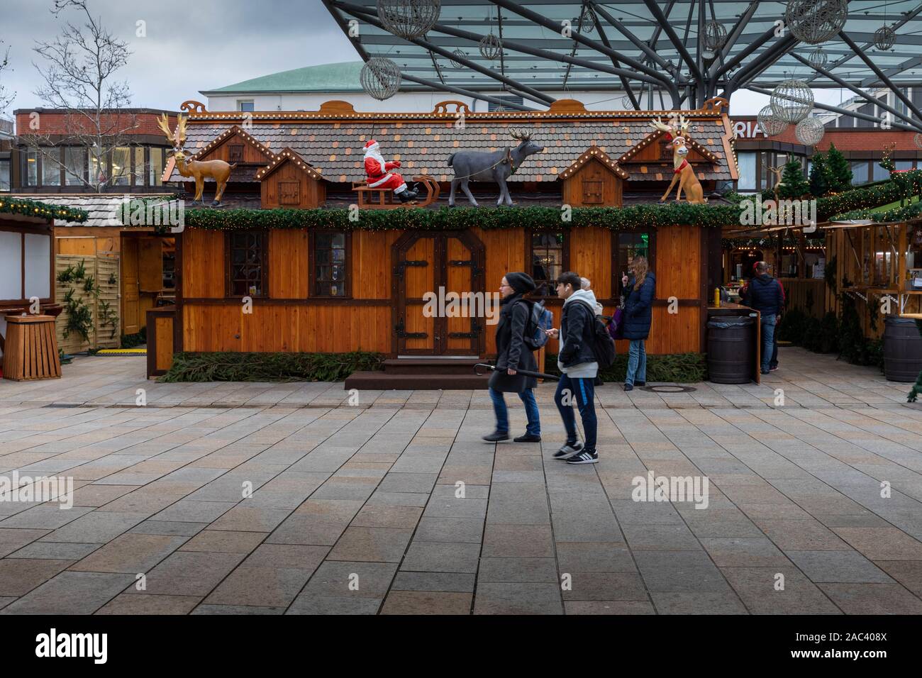 Weihnachtsmarkt in Wolfsburg, Deutschland Stockfoto