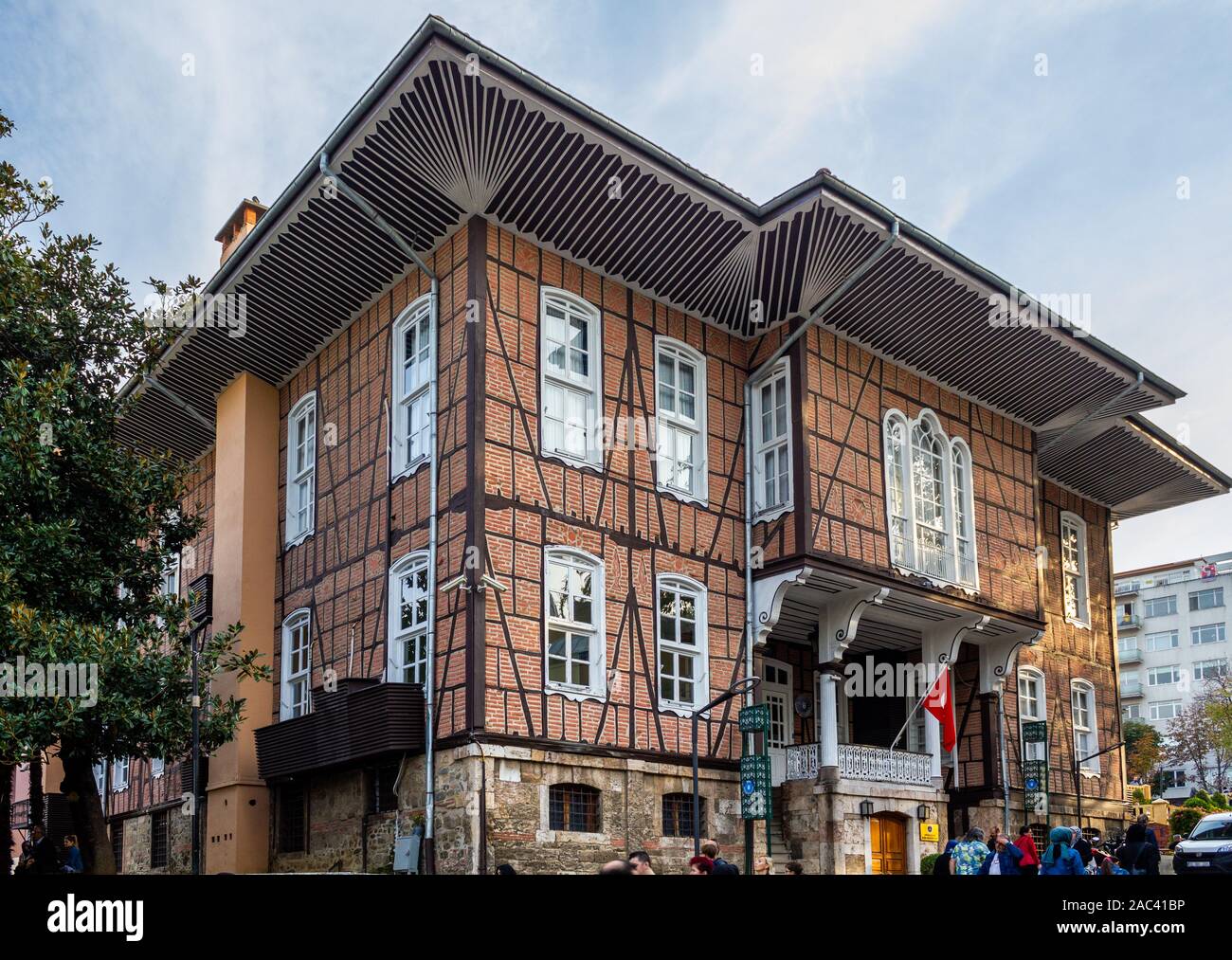 Osmangazi, Bursa/Türkei - 18. November 2019: Bursa Gemeinde außen Blick Stockfoto