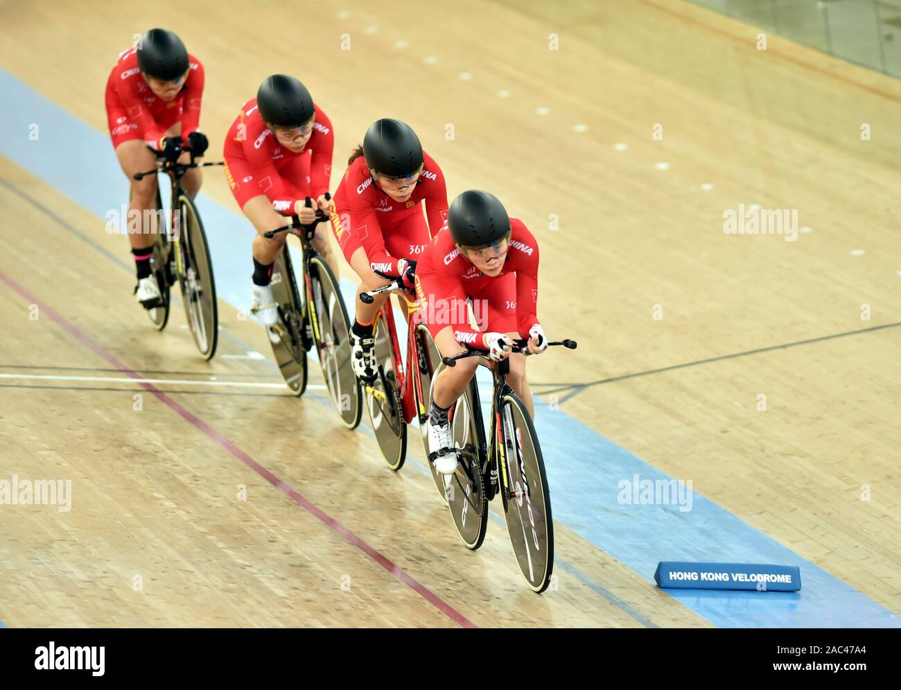 Radfahrer konkurrieren auf dem 2019-2020 Tissot UCI-Anschluss Radsport-WM in Hongkong, China, 29. November 2019. Stockfoto