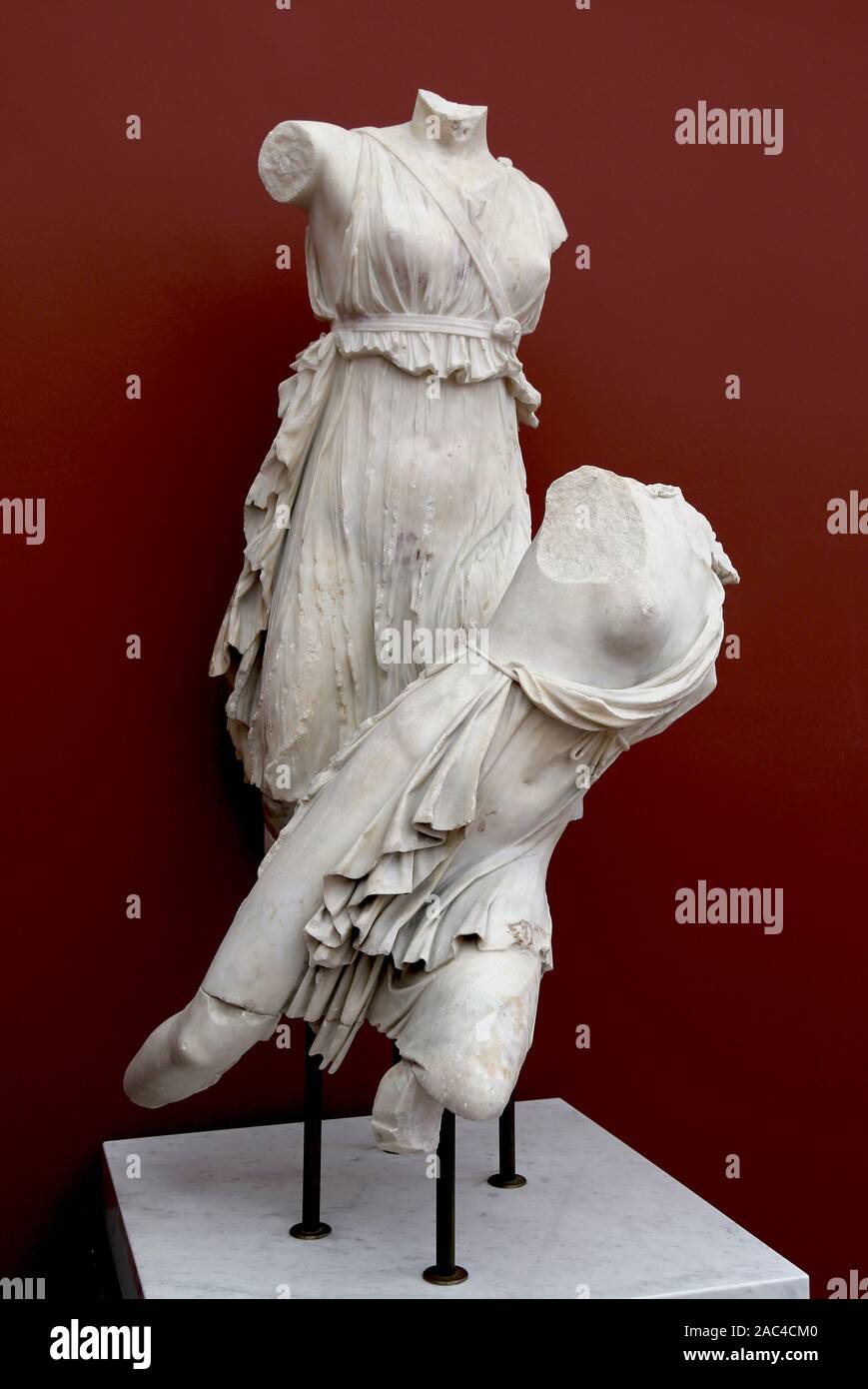 Artemis und Iphigenie, Statue Gruppe. Rom, 1. Marmor. Unbekannter Künstler. NY Carlsberg Glyptotek. Kopenhagen, Dänemark. Stockfoto