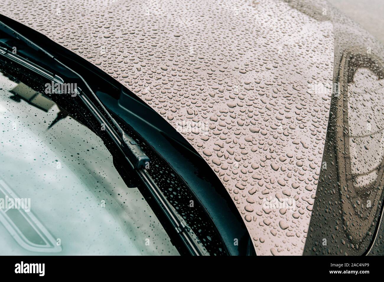 Schwarzer Metallischer Autolack Stockfotos Und Bilder Kaufen Alamy