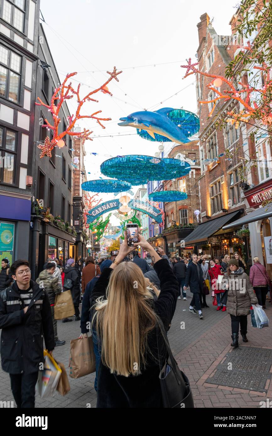 London Weihnachtsschmuck 2019, Carnaby Street Project Zero Stockfoto