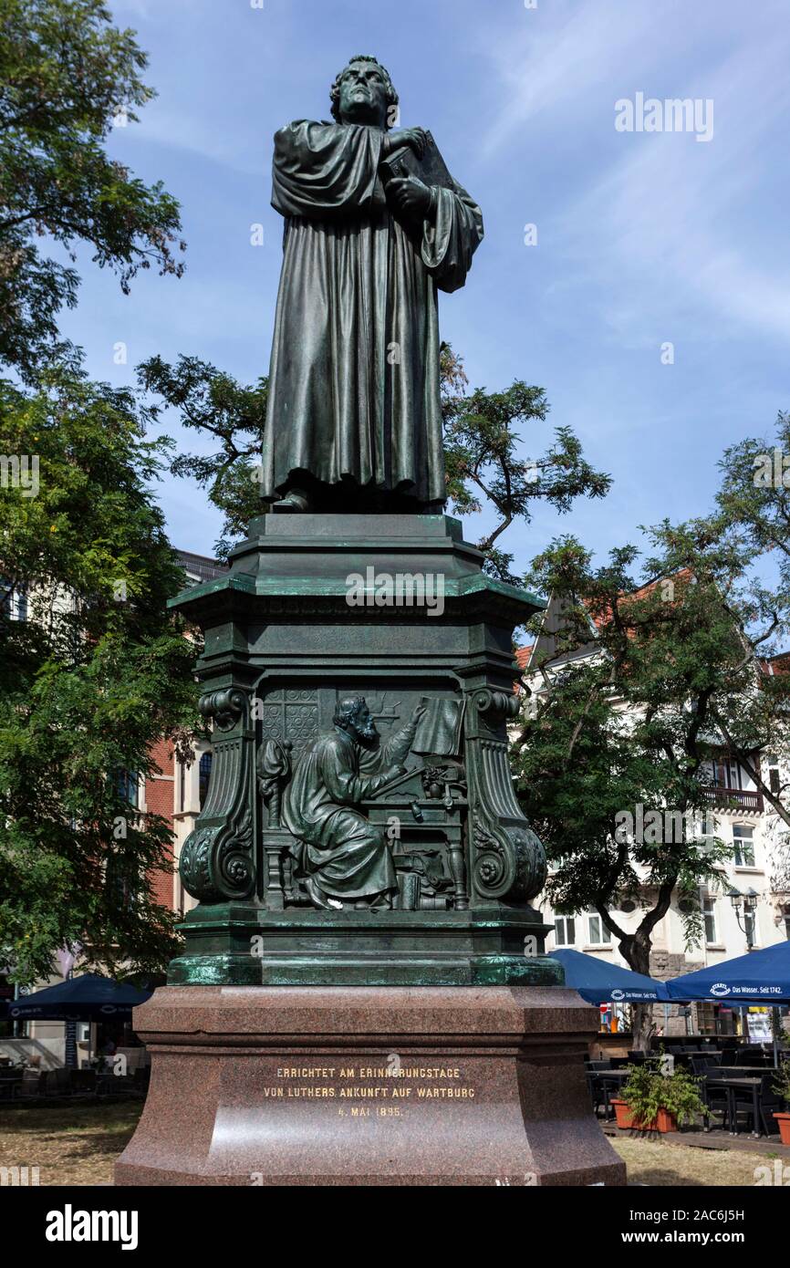 Martin Luther Denkmal am Karlsplatz in Eisenach Stockfoto