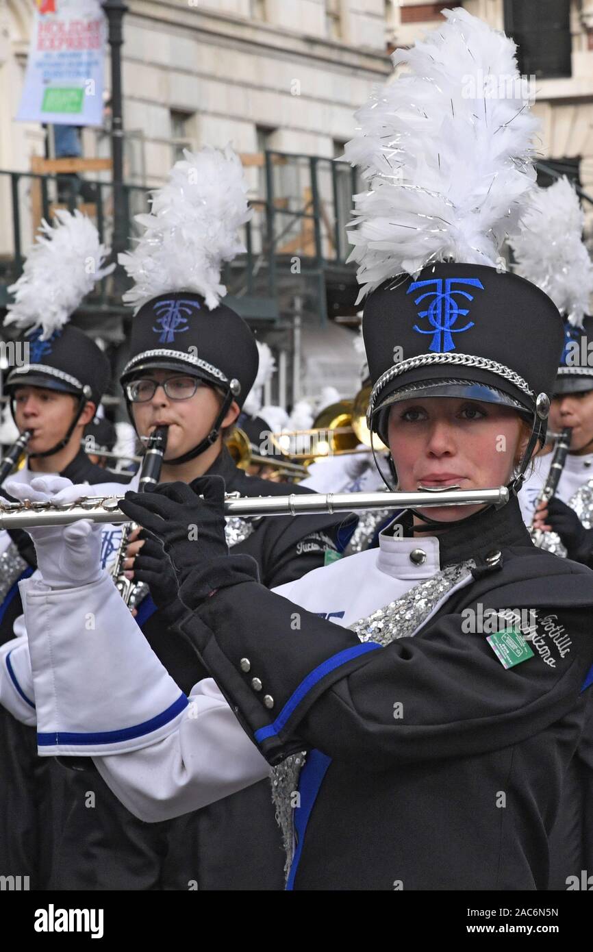 Catalina Foothills High School Marching Band aus Tucson, AZ nehmen an der 93. jährliche Thanksgiving Day Parade von Macy's anzusehen in New York City. Stockfoto