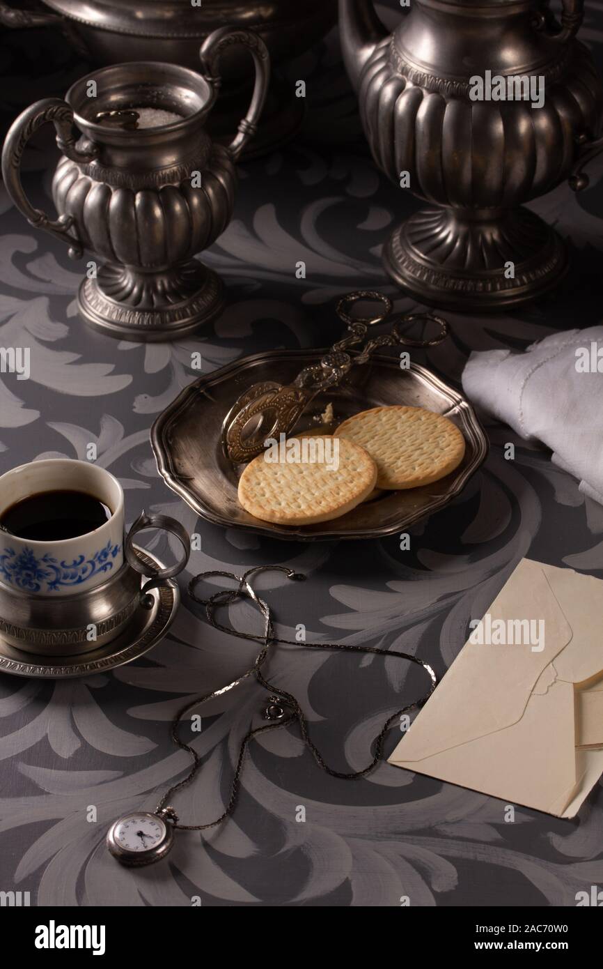 Stillleben mit Kaffee und einen Brief im Vintage Style Stockfoto