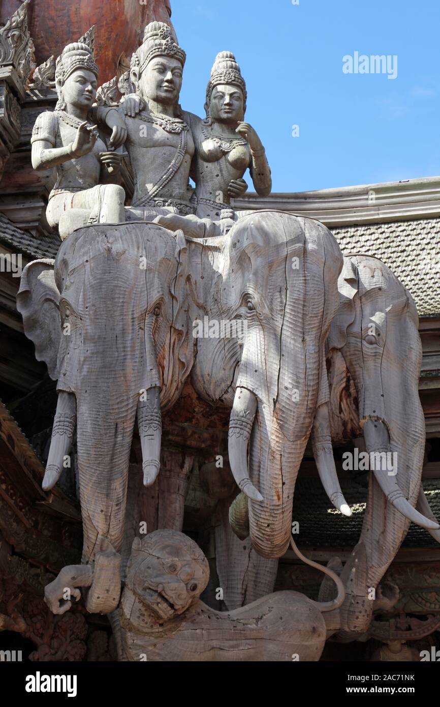 Schnitzerei am Tempel Heiligtum der Wahrheit, Pattaya, Thailand, Stockfoto