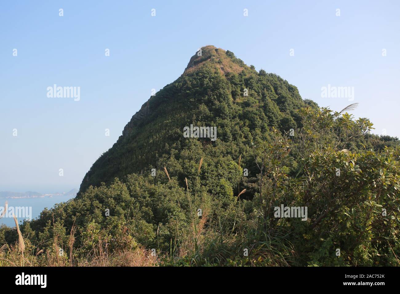 Hohe Junk-Peak, cler Water Bay Country Park in Hongkong Stockfoto