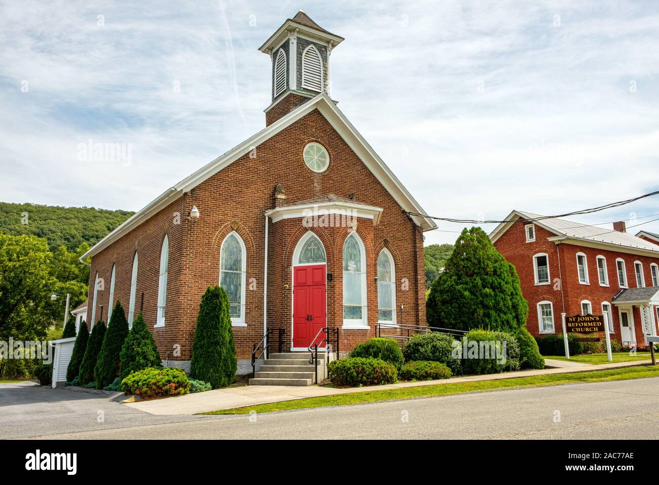 St Johns Reformierte Kirche, 1698 Woodbury Hecht, Loysburg, PA Stockfoto