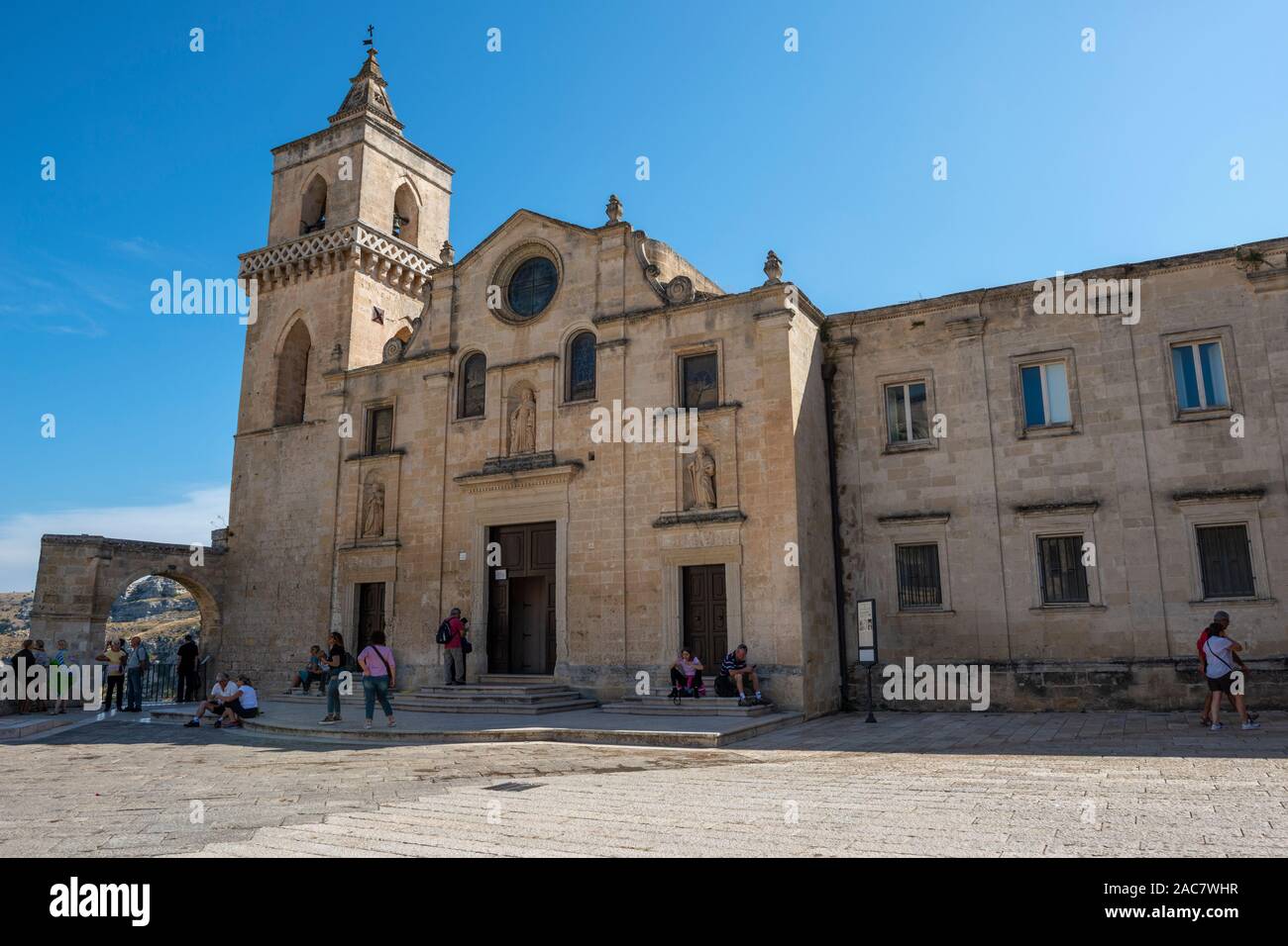 Kirche St. Peter Caveoso (Chiesa di San Pietro Caveoso) auf der Piazza San Pietro Caveoso, Sassi von Matera, Basilikata, Süditalien Stockfoto