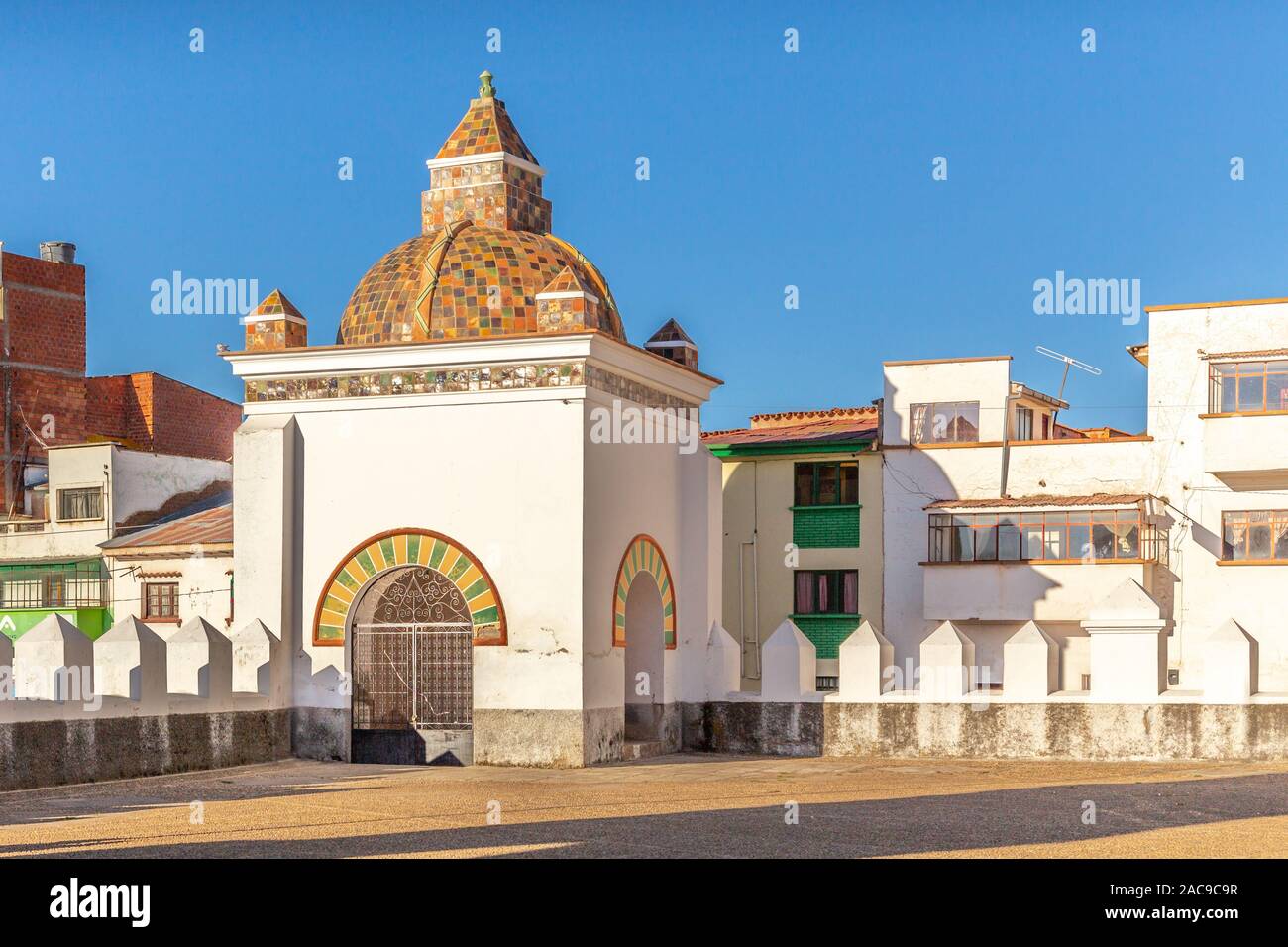 Basilika Unserer Lieben Frau von Copacabana Kathedrale Eckturm, Bolivien 8. Stockfoto Basilika Unserer Lieben Frau von Copacabana Kathedrale Eckturm, Bolivien 8. Stockfoto