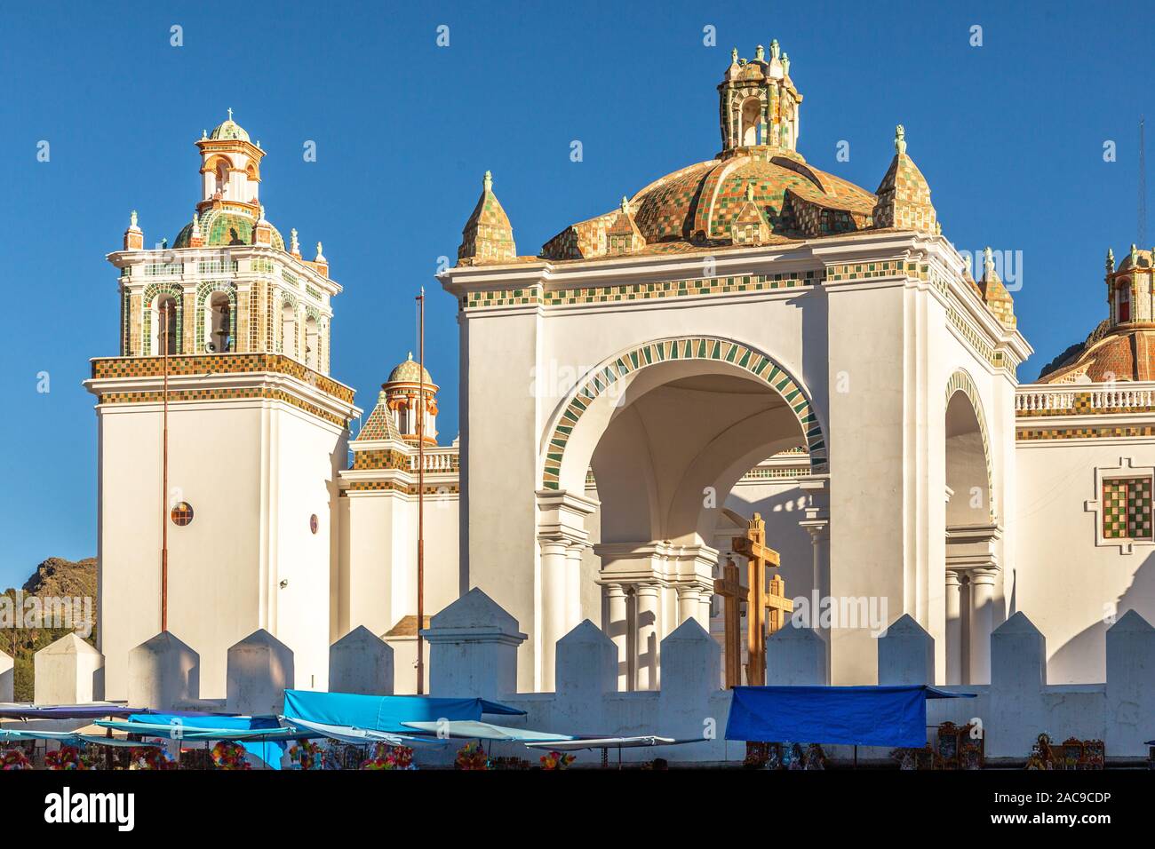 Basilika Unserer Lieben Frau von Copacabana dom Frontansicht, Bolivien Stockfoto Basilika Unserer Lieben Frau von Copacabana dom Frontansicht, Bolivien Stockfoto