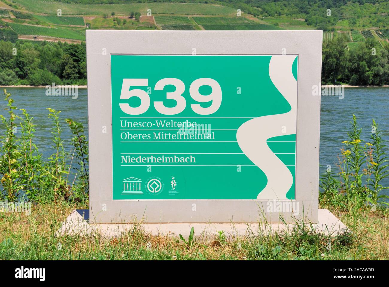 Kilometerstein, UNESCO Welterbe Oberes Mittelrheintal, Rheinland-Pfalz, Deutschland, Europa Stockfoto