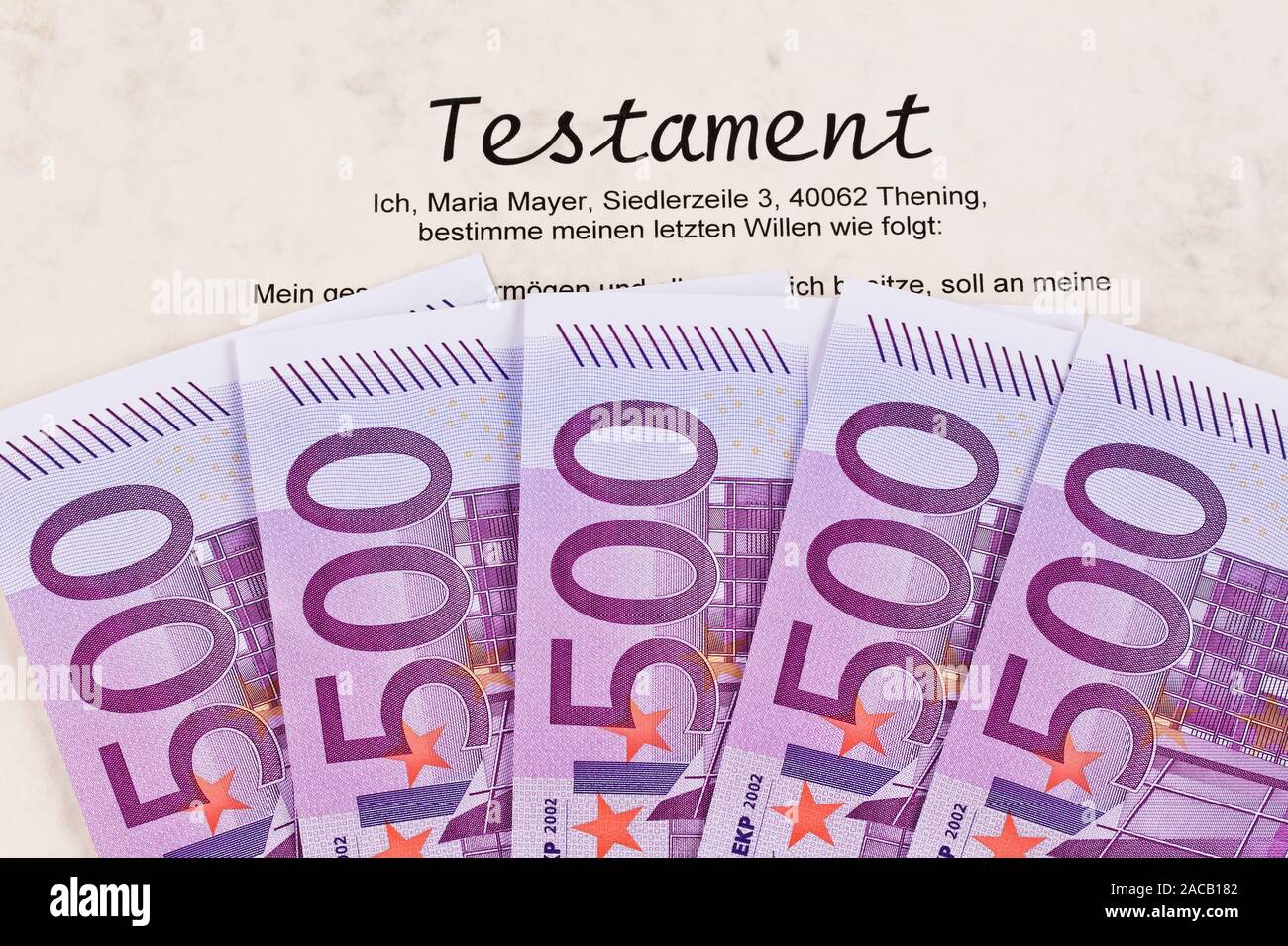 Euro-banknoten und Testamente Stockfoto