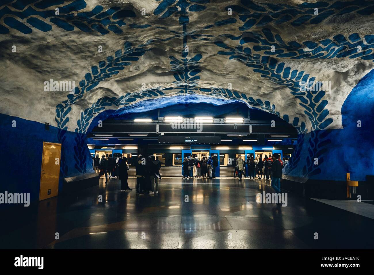 Die Kunstwerke und Dekorationen bei T-Centralen U-Bahn Station in Stockholm, Schweden Stockfoto