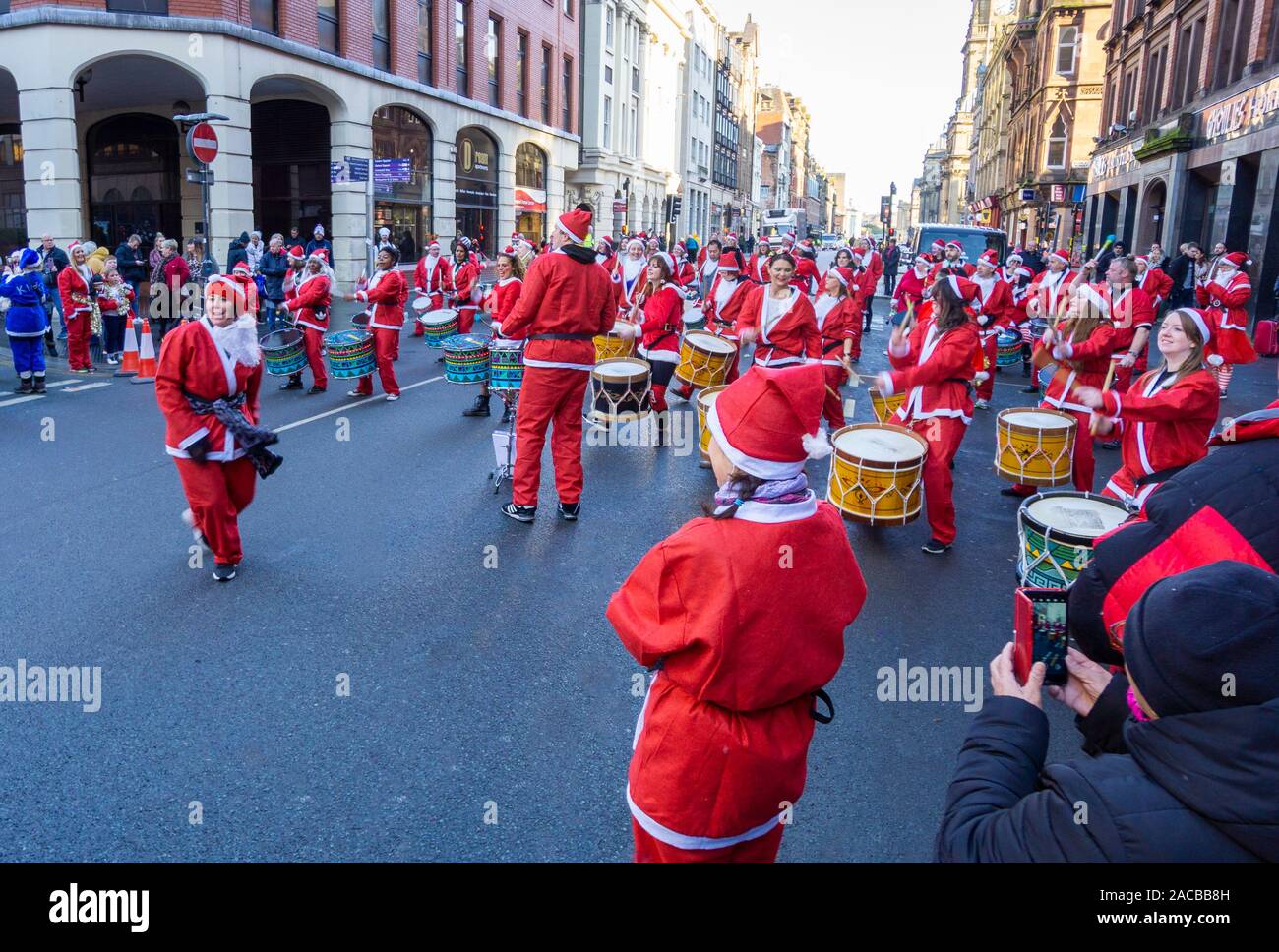 Santa Strich in Liverpool Stockfoto