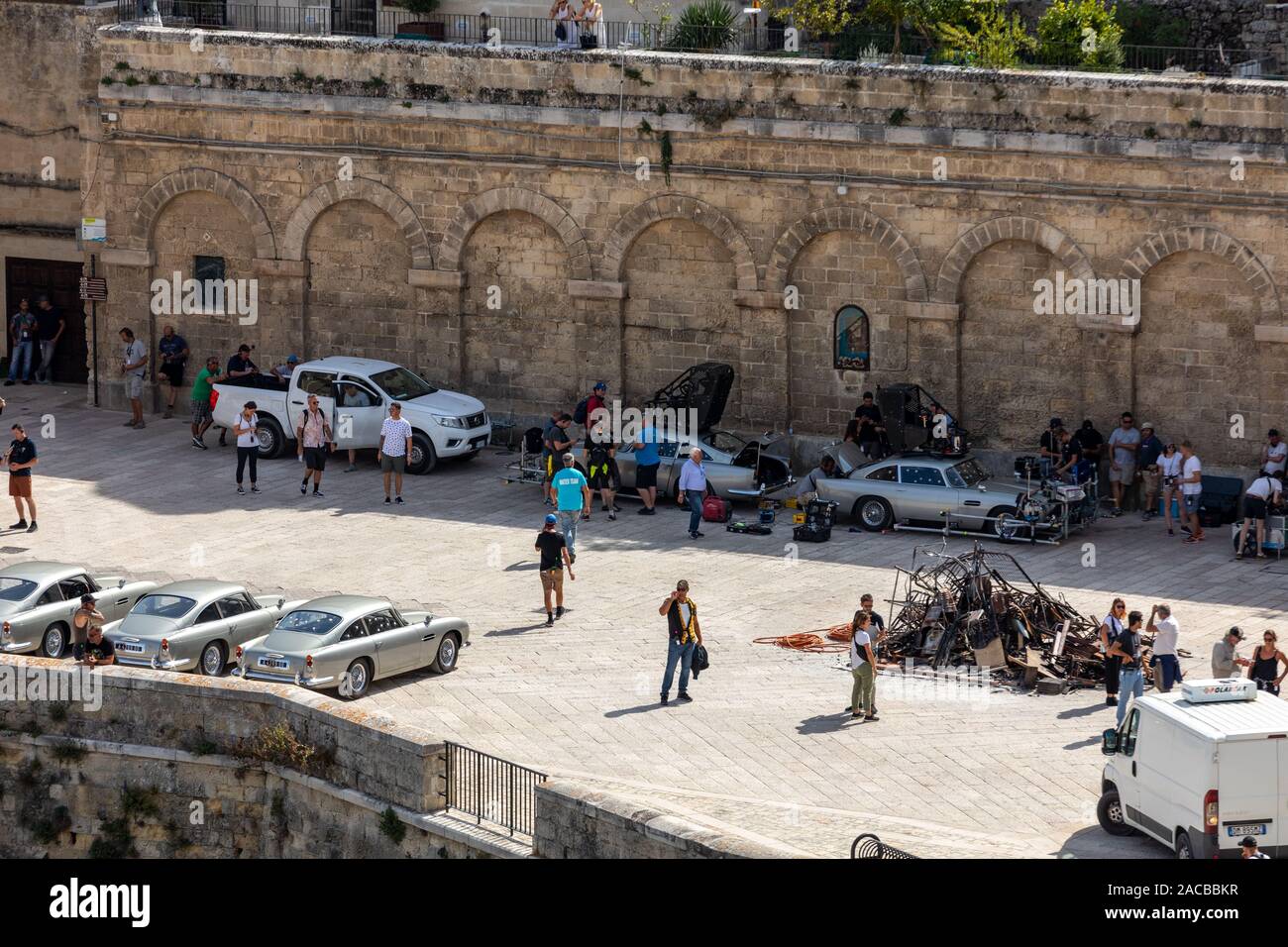 Matera, Italien - September 15, 2019: Bond 25, Aston Martin DB 5 Autos bereit, die Szenen aus dem Film "keine Zeit" in Sassi, Matera, Italien zu sterben, um zu schießen. Stockfoto
