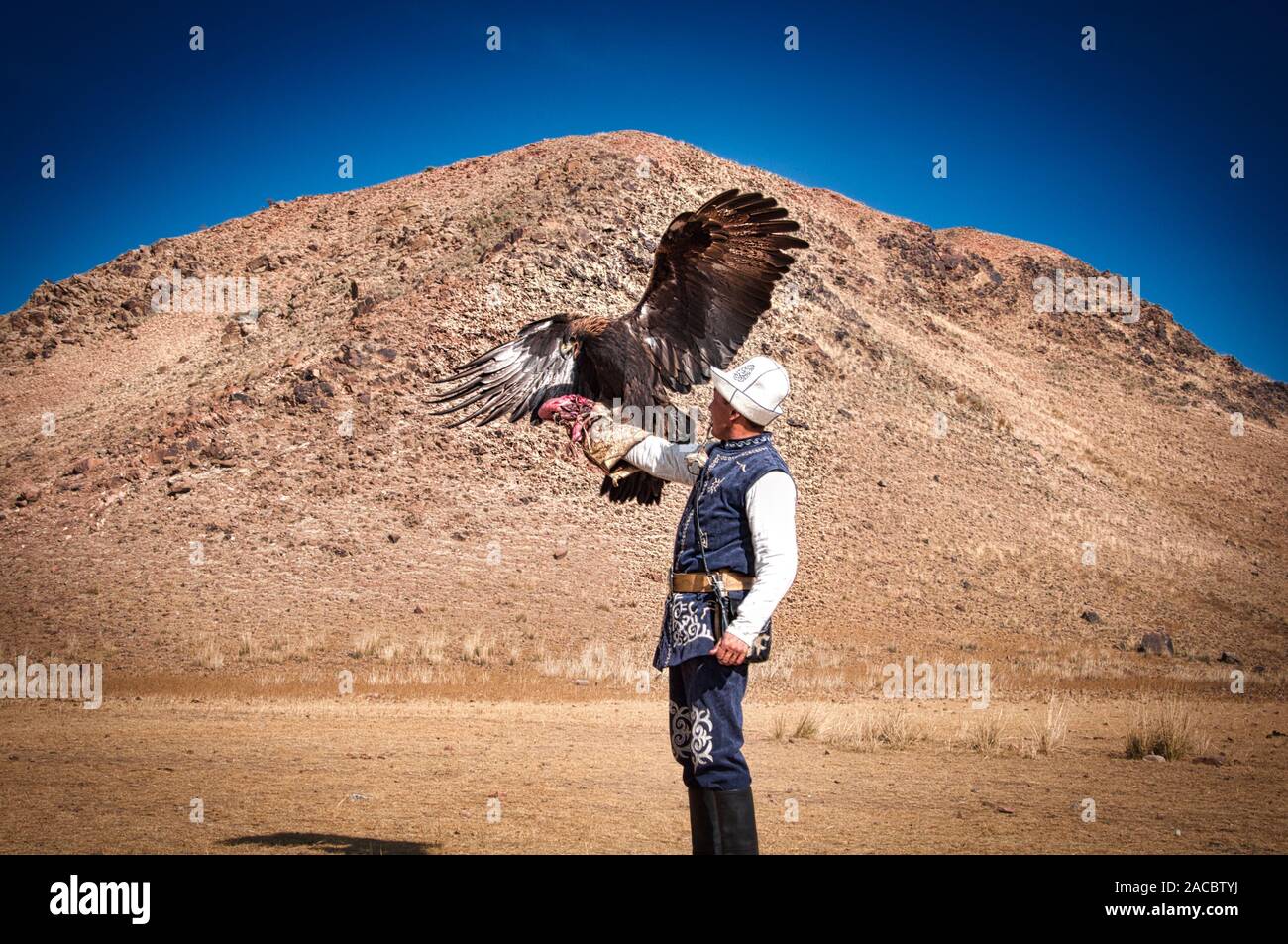 Ein Adler Jäger in Kirgisistan und Zentralasien Stockfoto