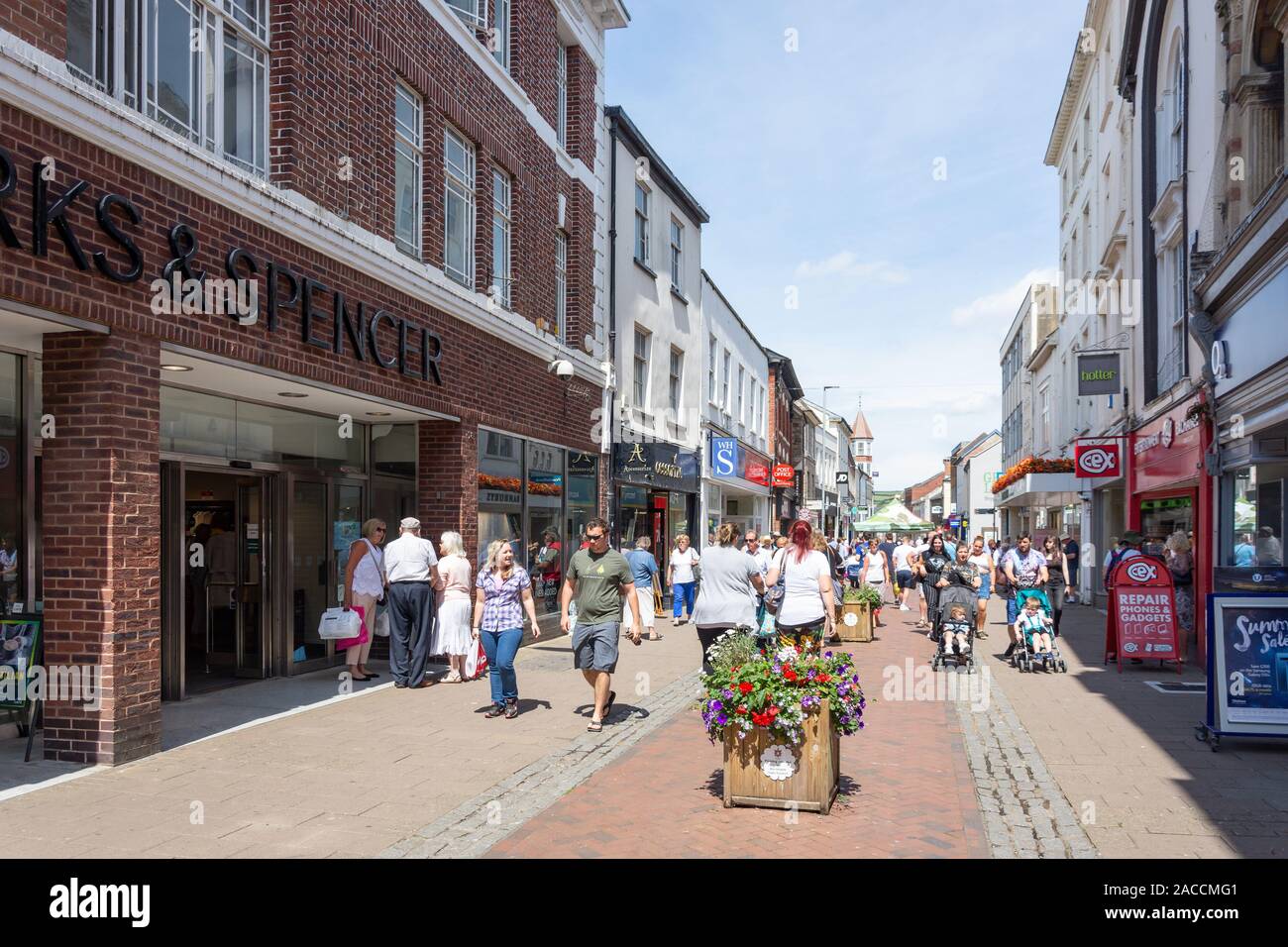 Fußgängerzone Hohe Straße, Barnstaple, Devon, England, Vereinigtes Königreich Stockfoto