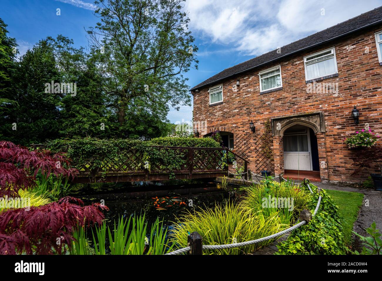 Das Manor Hotel and Guest House befindet sich in Cheadle, dem Veranstaltungsort für Hochzeiten der Klasse 2 in Staffordshire, Familienpension, Zeremonie Stockfoto