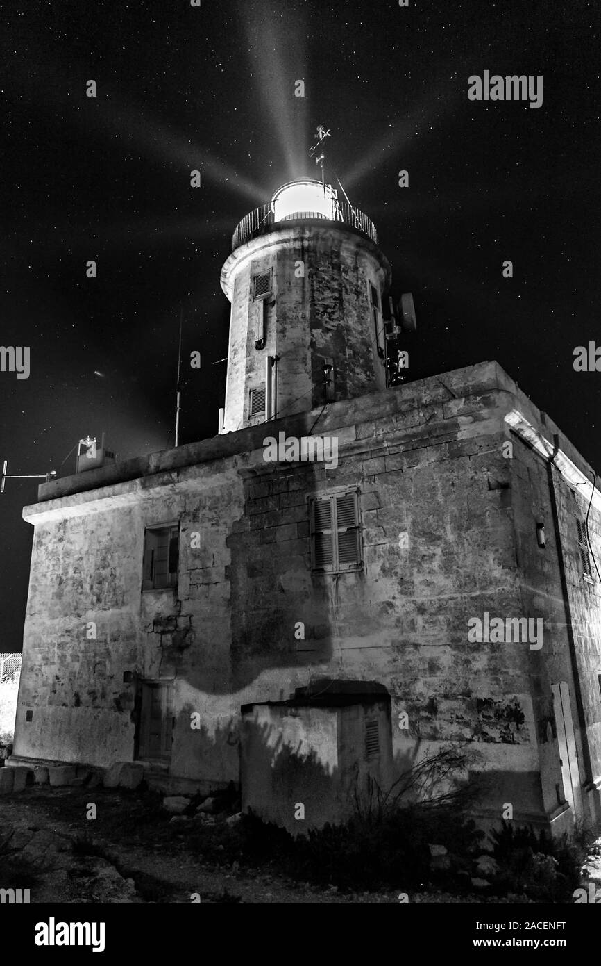 Die Ta'Giordan Leuchtturm in Gozo, noch im Einsatz bis zu diesem Tag. Stockfoto