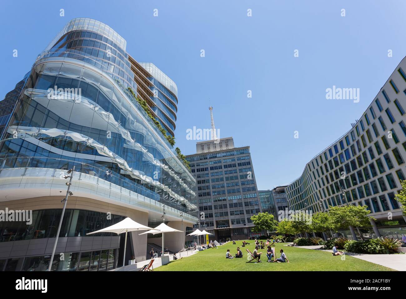 Das Glas encassed UTS Hauptgebäude hat viele einzigartige Design Features. Durch australische Architekturbüro FJMT gestaltet, es verfügt über eine 10-Ebene twiste Stockfoto