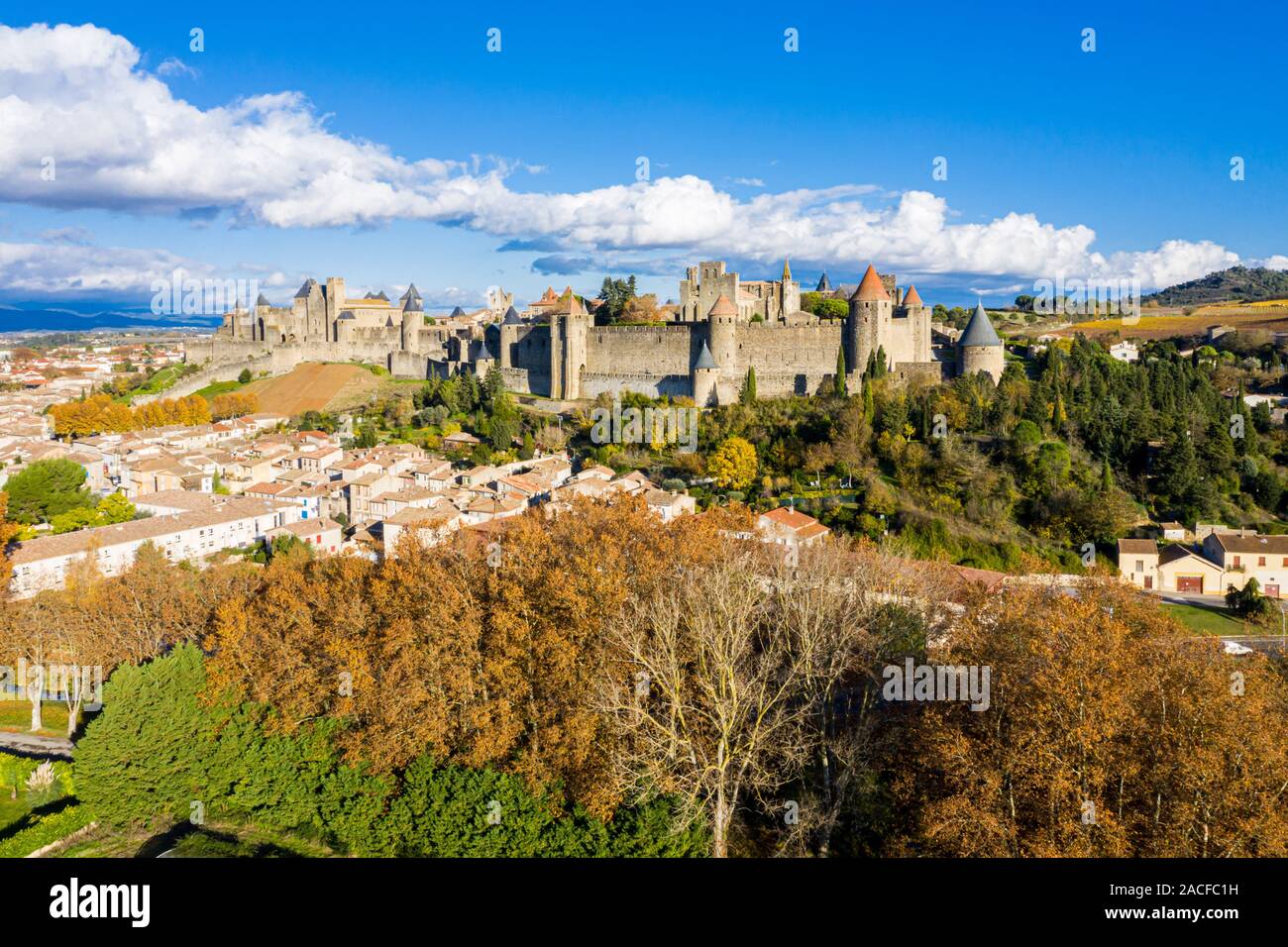 Luftaufnahme von Cite de Carcassonne, einer mittelalterlichen Zitadelle