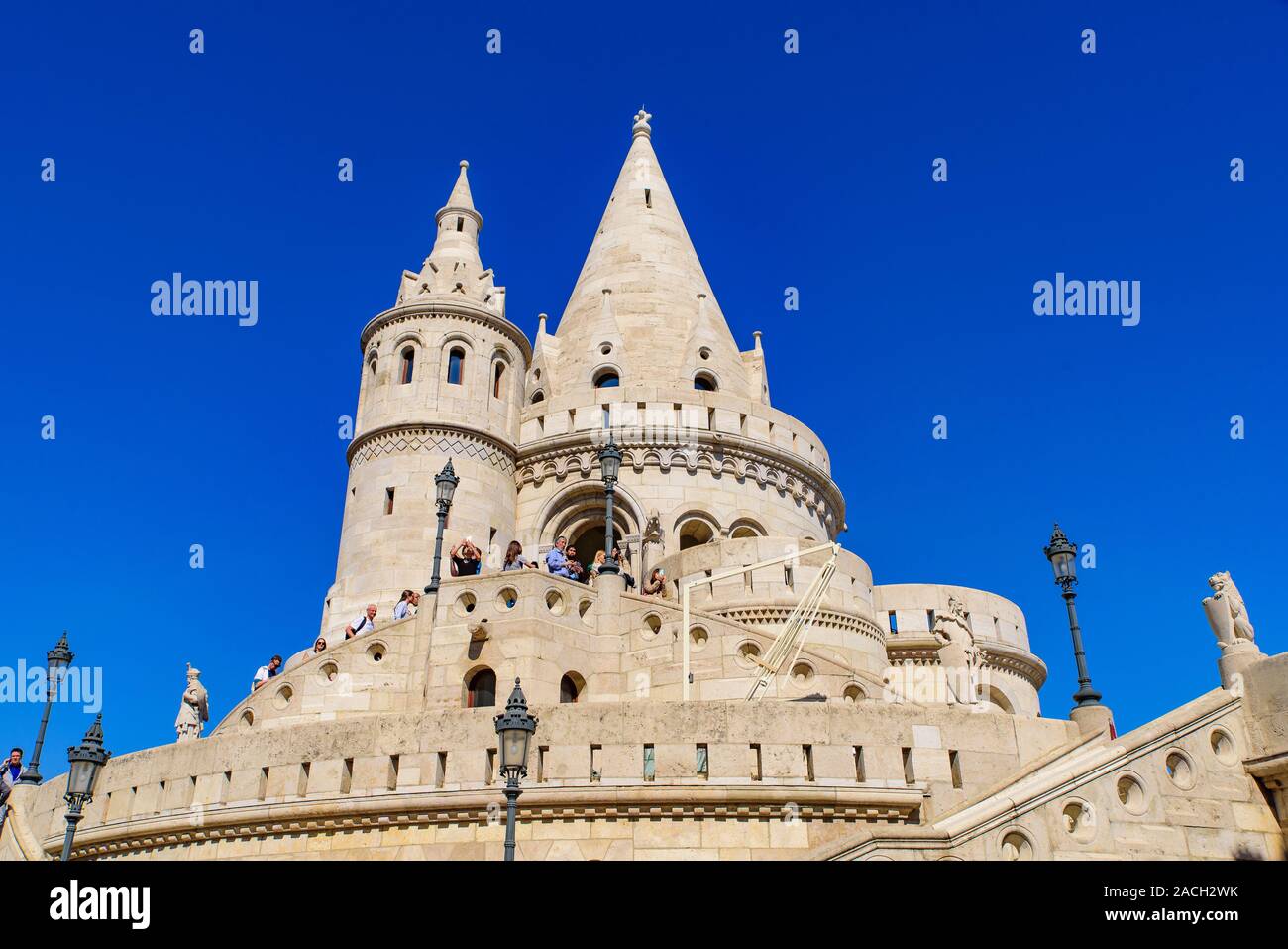 Fisherman's Bastion, eine der bekanntesten Sehenswürdigkeiten in Budapest auf der Budaer Burgviertel, Ungarn Stockfoto