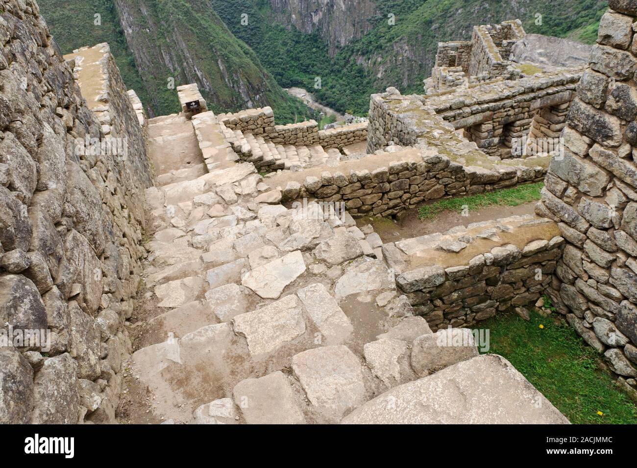 Wie Hoch Liegt Machu Picchu Machu Picchu, Peru. Die Inkastadt Machu Picchu liegt hoch in den Anden