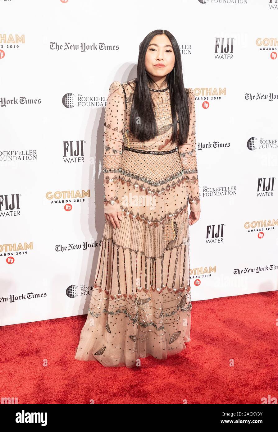 New York, NY - Dezember 2, 2019: Awkwafina besucht die IFP 29. jährliche Gotham Independent Film Awards, die Cipriani Wall Street Stockfoto